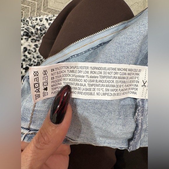 Forever 21 Denim Sleeveless Top with Fringe Detail - Picture 6 of 6